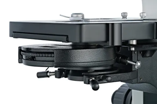 zdjęcie Trójokularowy mikroskop Levenhuk MED 45T,  10