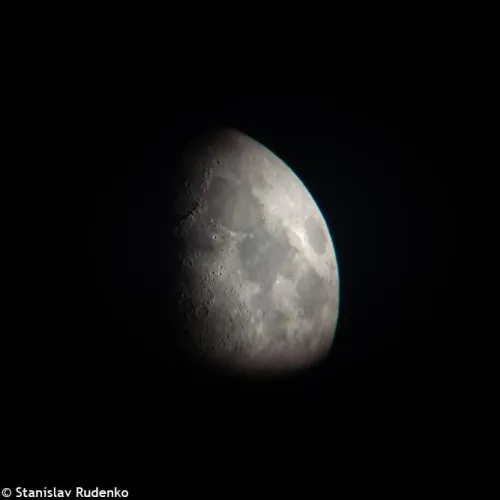 foto Teleskop Sky-Watcher BK707AZ2,  13